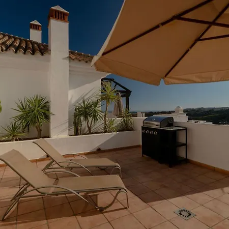 Daire Spectacular Nordic Inspired Three Bedroom Penthouse